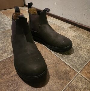 Size 7 women's boots